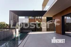 Коттедж 241м², 2-этажный, участок 5 сот.  