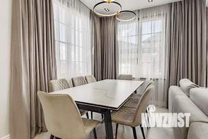 Коттедж 196м&sup2;, 2-этажный, участок 6 сот.  