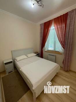 Коттедж 243м², 2-этажный, участок 7 сот.  