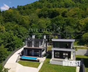 Дом 173м&sup2;, 2-этажный, участок 5 сот.  