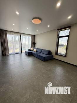 Коттедж 290м², 2-этажный, участок 4 сот.  