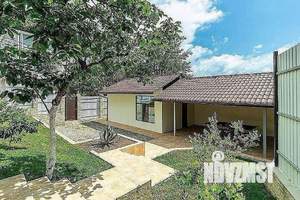 Коттедж 270м², 3-этажный, участок 6 сот.  