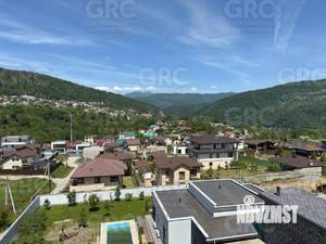 Дом 288м², 3-этажный, участок 4 сот.  