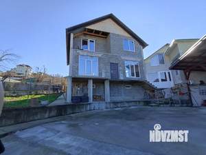 Дом 180м², 3-этажный, участок 5 сот.  