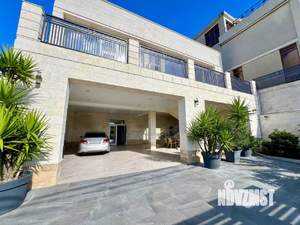 Дом 539м², 2-этажный, участок 5 сот.  