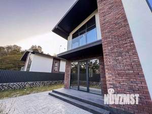 Дом 170м², 2-этажный, участок 3 сот.  