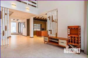 Дом 200м², 2-этажный, участок 8 сот.  