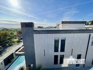 Коттедж 300м², 2-этажный, участок 6 сот.  