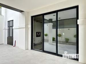 Дом 282м², 2-этажный, участок 10 сот.  