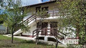 Дом 160м&sup2;, 2-этажный, участок 6 сот.  