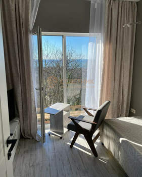 Дом 160м², 3-этажный, участок 2 сот.  