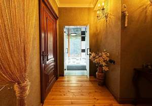 Дом 450м², 3-этажный, участок 10 сот.  