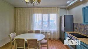 Дом 320м², 2-этажный, участок 6 сот.  