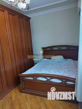 Дом 500м², 3-этажный, участок 8 сот.  