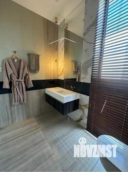 Коттедж 340м², 2-этажный, участок 12 сот.  