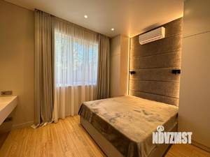 Дом 320м², 2-этажный, участок 10 сот.  