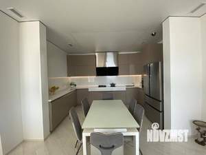 Дом 470м², 2-этажный, участок 34 сот.  