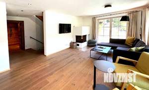 Дом 246м², 3-этажный, участок 6 сот.  