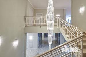 Дом 1200м², 2-этажный, участок 30 сот.  