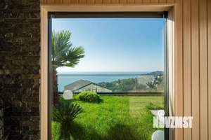 Дом 320м², 2-этажный, участок 10 сот.  