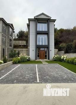 Дом 193м², 3-этажный, участок 4 сот.  