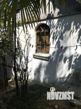 Дом 60м², 2-этажный, участок 6 сот.  