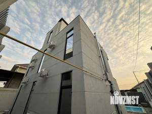 Дом 220м², 3-этажный, участок 4 сот.  