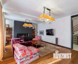 Коттедж 240м², 2-этажный, участок 3 сот.  