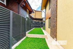 Дом 180м&sup2;, 2-этажный, участок 5 сот.  