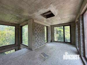 Дом 350м², 3-этажный, участок 12 сот.  