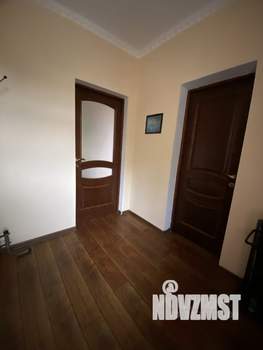 Дом 120м², 2-этажный, участок 10 сот.  