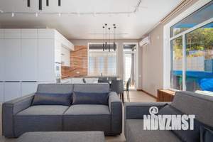Коттедж 370м², 2-этажный, участок 11 сот.  
