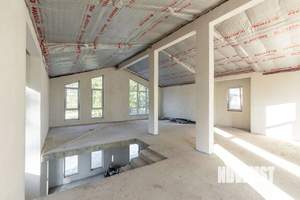 Дом 198м², 2-этажный, участок 4 сот.  