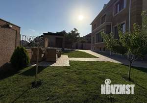 Дом 340м², 3-этажный, участок 7 сот.  