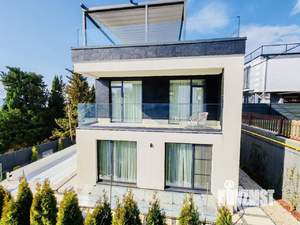 Дом 250м², 2-этажный, участок 10 сот.  