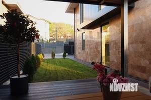 Коттедж 195м², 2-этажный, участок 4 сот.  