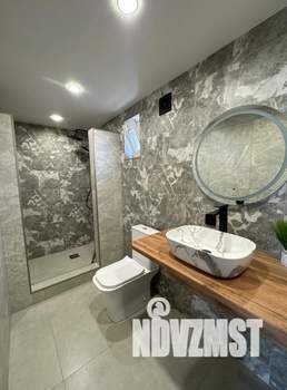 Дом 65м&sup2;, 2-этажный, участок 5 сот.  