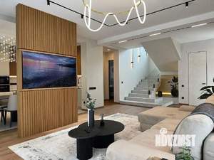 Коттедж 140м², 2-этажный, участок 5 сот.  