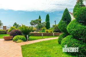 Дом 330м², 3-этажный, участок 7 сот.  