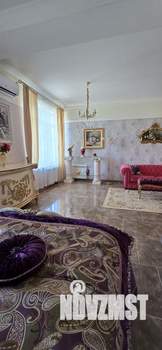 Дом 250м², 2-этажный, участок 7 сот.  