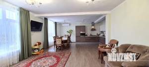 Дом 270м², 3-этажный, участок 7 сот.  