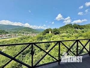 Дом 250м², 3-этажный, участок 10 сот.  