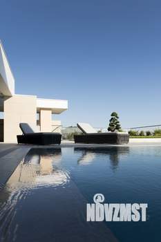 Дом 310м&sup2;, 2-этажный, участок 7 сот.  