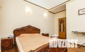 Коттедж 189м&sup2;, 2-этажный, участок 5 сот.  