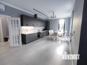 Дом 230м², 2-этажный, участок 4 сот.  