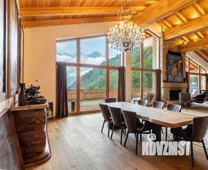 Дом 600м&sup2;, 2-этажный, участок 26 сот.  