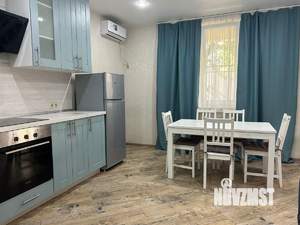 Дом 150м², 2-этажный, участок 6 сот.  