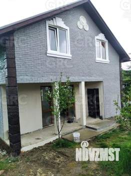 Дом 95м&sup2;, 2-этажный, участок 4 сот.  