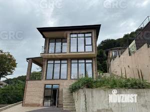 Дом 180м², 2-этажный, участок 4 сот.  