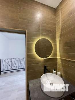 Дом 100м², 2-этажный, участок 5 сот.  